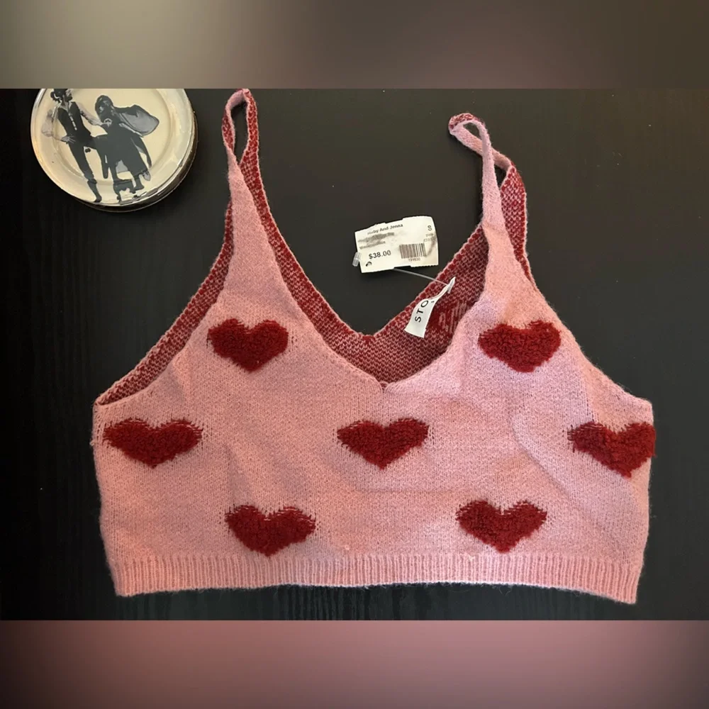 NWT - light pink and red heart sweater crop top - small - Picture 1 of 2